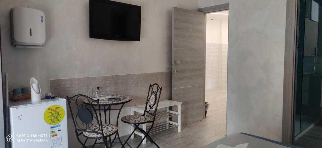 B & B Le Gemelline Σαλέρνο Εξωτερικό φωτογραφία