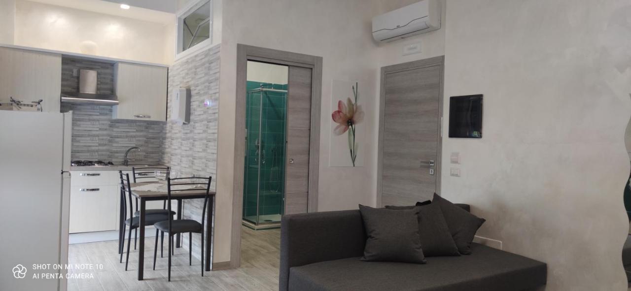 B & B Le Gemelline Σαλέρνο Εξωτερικό φωτογραφία