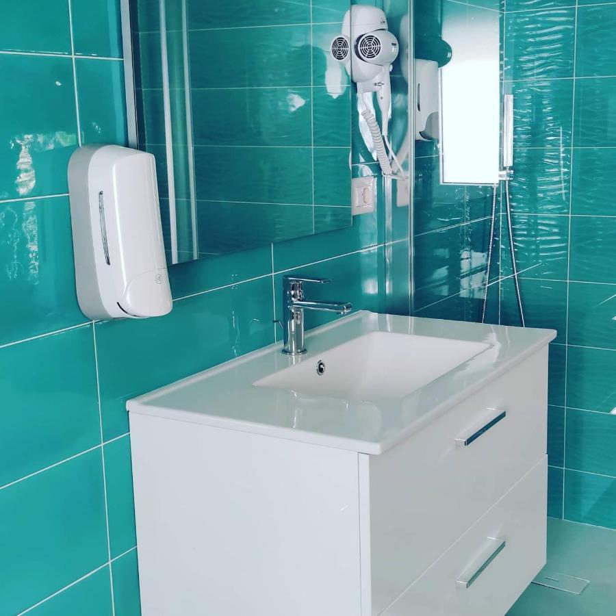 B & B Le Gemelline Σαλέρνο Εξωτερικό φωτογραφία