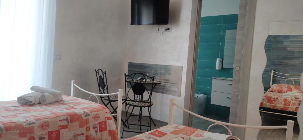 B & B Le Gemelline Σαλέρνο Εξωτερικό φωτογραφία